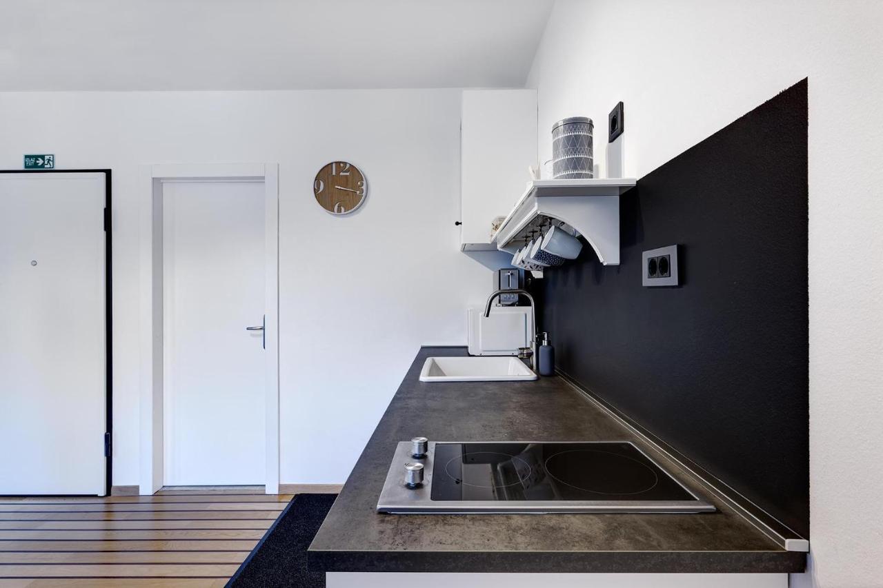 Apartments Viola Zagreb Bagian luar foto
